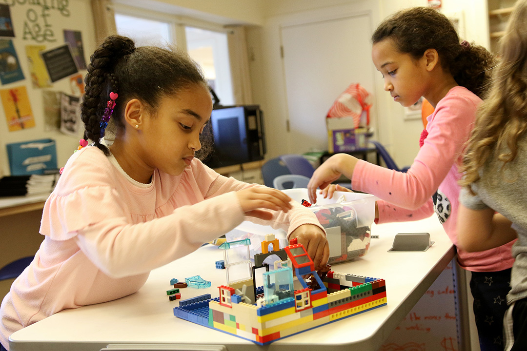 BDS Enrichment Biz Sharks 3 01.14.19Scoop Student illustration of a car