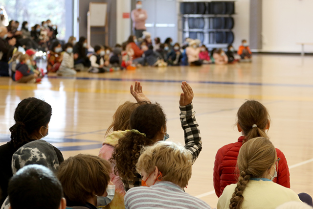 BDS Thanksgiving Assembly 12 11.23.21Scoop Student illustration of a car