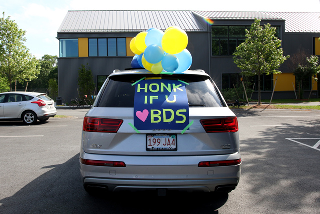 BDS_CarParade_097Scoop Student illustration of a car